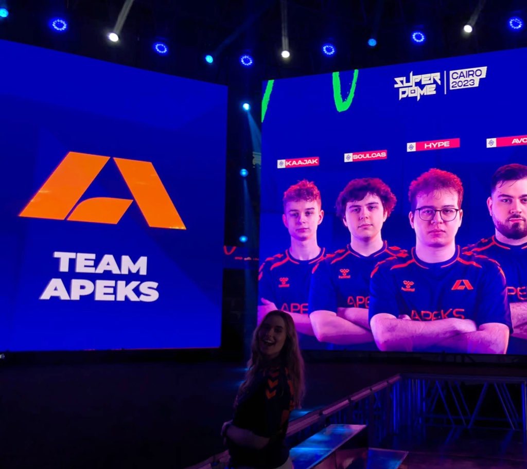 Stap in de wereld van esports: Stagelopen bij esports organisatie Apeks